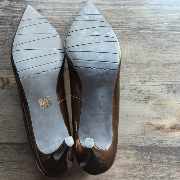 Pre-loved First Pumps in a beautiful Copper Color - size - Picture 3 of 14